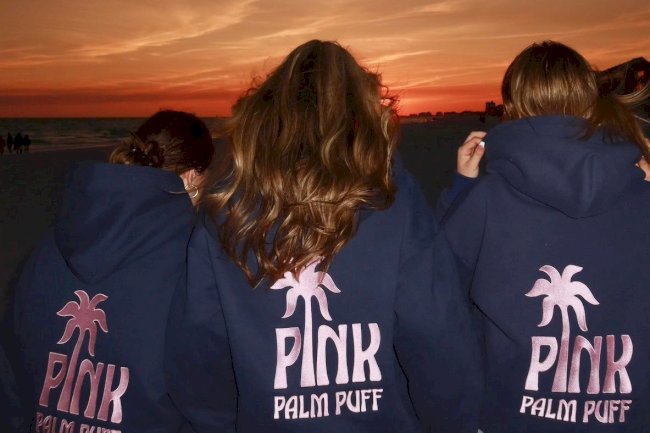 pink palm puff pajamas is Your New Style Companion