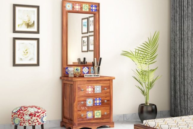 Your Personal Styling Corner: Choosing the Perfect Dressing Table with Mirror