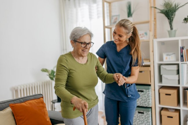 How to Find the Right Home Care Agency in Los Angeles for Elderly Companionship