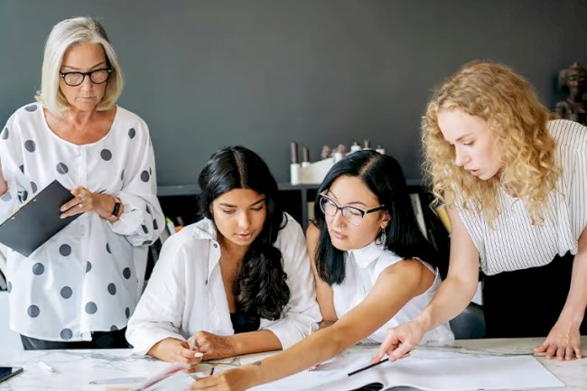 Women Leading in Real Estate: Networking That Works