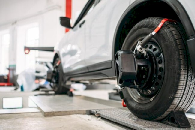 Top Signs You Need a Car Wheel Alignment in Abu Dhabi