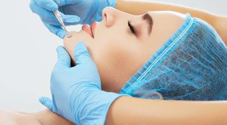 Best Dermatologist Insights for Hands That Always Feel Dry