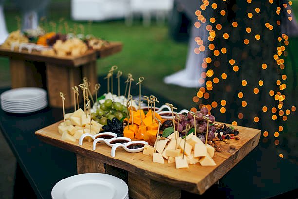 Your Ultimate Guide to a Holiday Catering Menu That Wows Every Guest