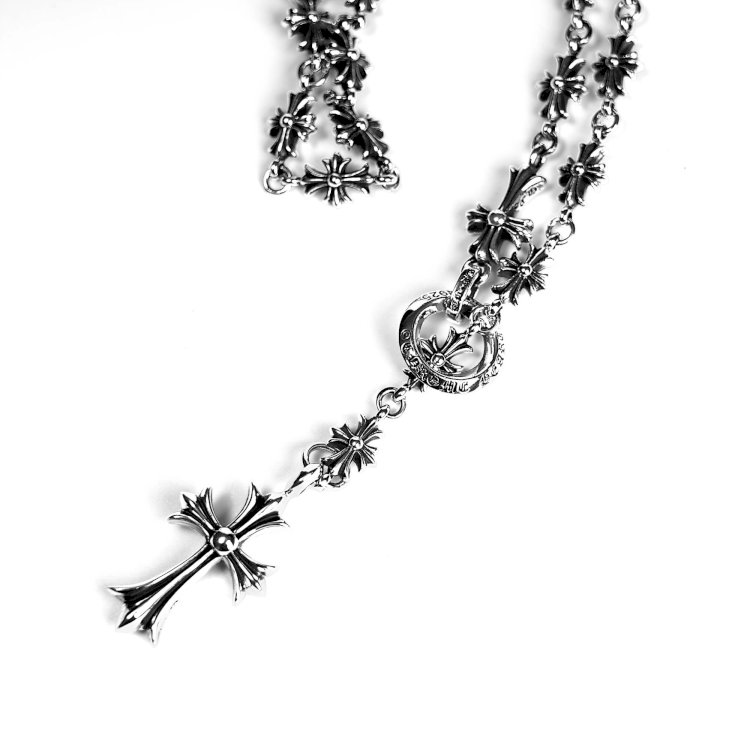 Should You Wear Chrome Hearts Necklace in the Shower?